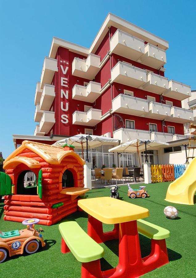 Hotel Venus Riccione Esterno foto