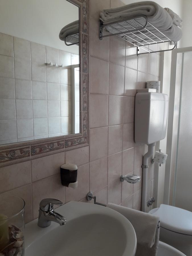 Hotel Venus Riccione Esterno foto