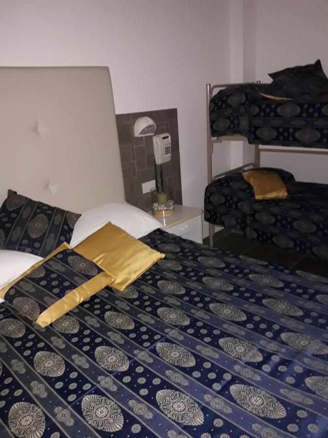 Hotel Venus Riccione Esterno foto